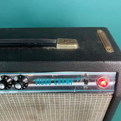 Vintage Fender Vibro Champ 6-Watt 1x8" Guitar Combo 1970 - 1980 image 6