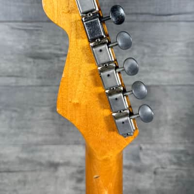 Fender V000 Serial Number American Vintage 1957 RI Stratocaster 1982 - Black image 12