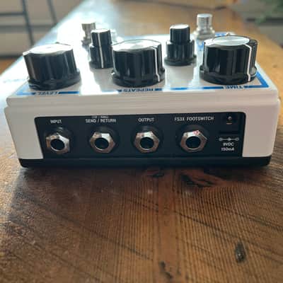 DOD Rubberneck Analog Delay 2010s - White/Blue image 2