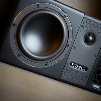 PMC PMC6 Powered Studio Monitors Bild 3