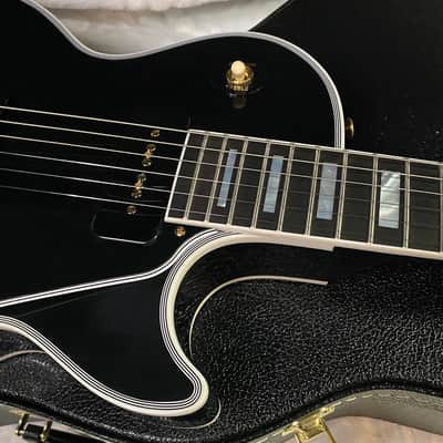 NEW! Gibson Les Paul Custom - Dealer Select - P90 Pick-Ups - VOS Ebony Finish - Custom Shop M2M - Authorized Dealer - Only 9.1 lbs - G07099 image 2