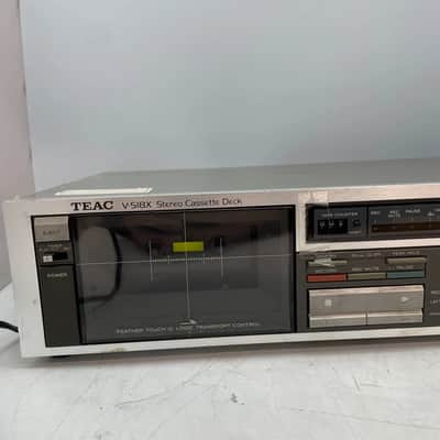 TEAC V-518X Stereo Cassette Deck TESTED FOR PARTS/REPAIR ONLY POWERS ON image 2