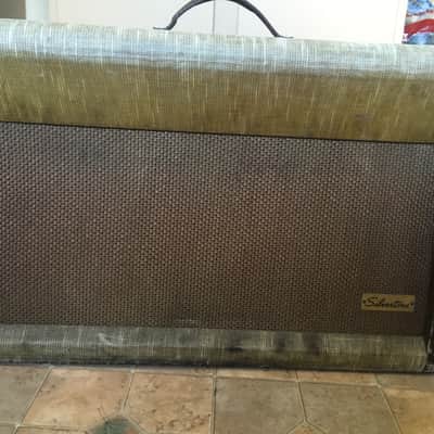 Silvertone Model 1335 25-Watt 1x15 Guitar Combo