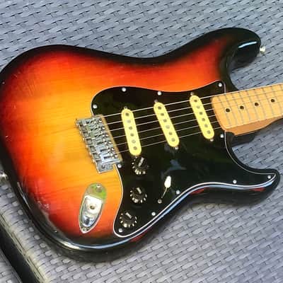 H H artist custom strat  /  vintage 70’s stratocaster made in japan / CBS headstock and 3 screws neck plate / Tokai  ? image 1