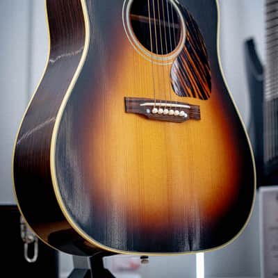 Gibson Acoustic Custom Shop 1942 Banner Southern Jumbo image 2