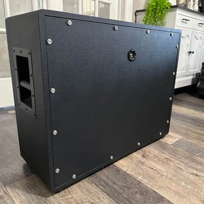 Suhr 2x12" Closed Back Deep Cabinet image 4