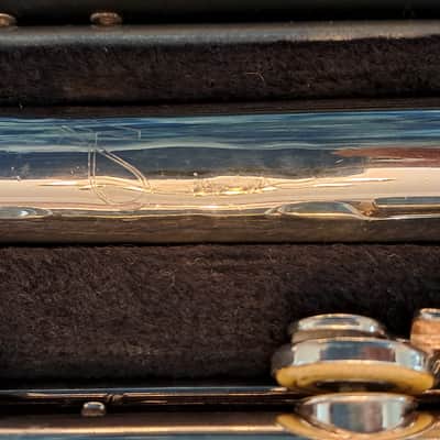 Armstrong 104 Student Model Closed-Hole Flute with C Foot, Offset G - Silver-Plated image 7