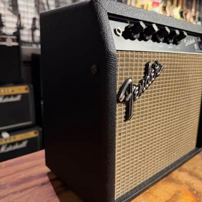 Fender Sidekick 10 10-Watt 1x6" Guitar Practice Amp 1983 - 1985 - Black image 3