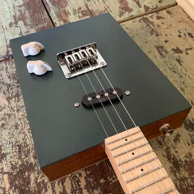 Taconic #221 String Electric Cigar Box Mandolin - Padron Damaso - Sherwood Green - Video image 1