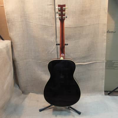 Yamaha LS6 Acoustic/Electric Guitar W/ Case image 2