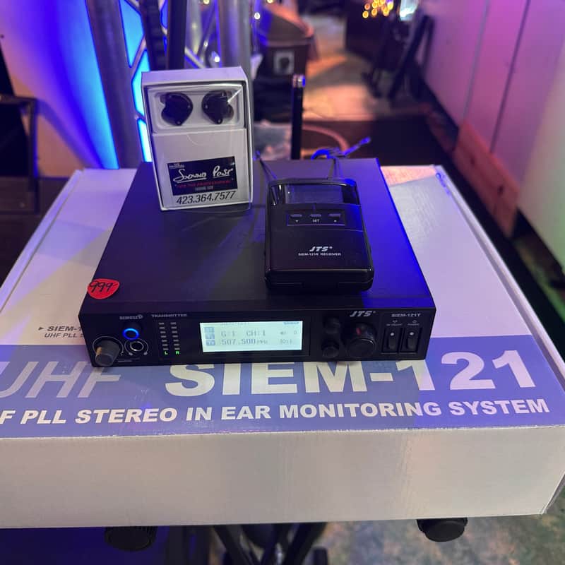 JTS In Ear Monitoring system with 5 driver in ears Black