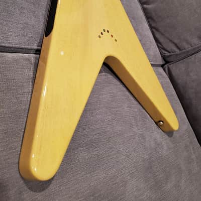 Gibson Custom Shop Flying V 59 Reissue T.V. Yellow W/ OHSC & COA image 11