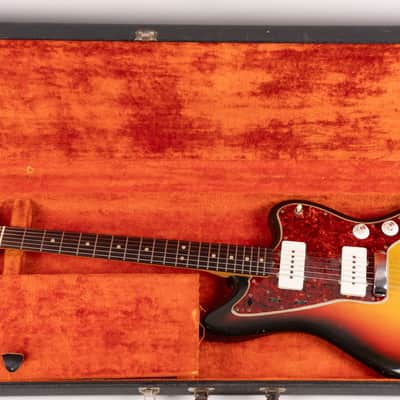 1965 Fender Jazzmaster, Sunburst image 3