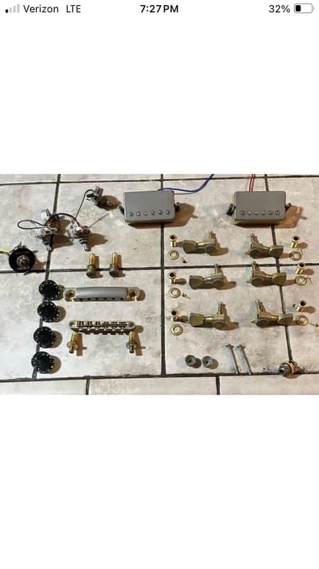 Epiphone Custom Les Paul/ SG Pickups Hardware2000 - Gold image 1