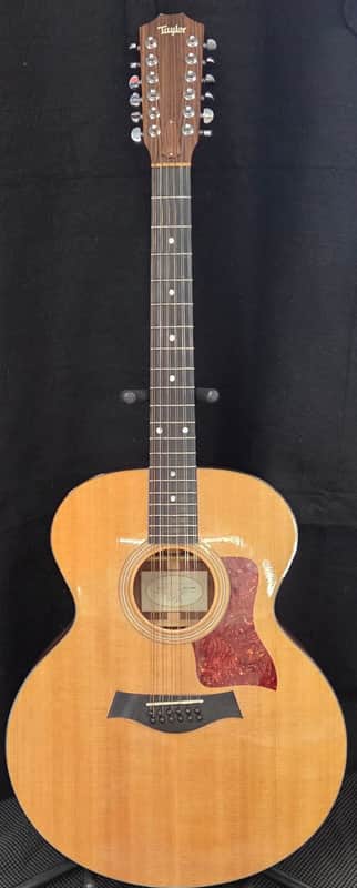 Taylor 355 - Natural image 1