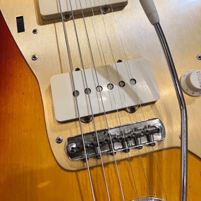 Fender Jazzmaster 1959 - Sunburst with Gold Anodized Pickguard image 3