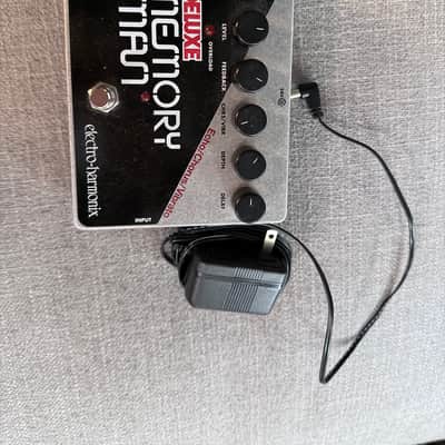 Electro-Harmonix Deluxe Memory Man 2020 Analog Delay / Chorus / Vibrato 2008 - Present - Black / Silver image 5