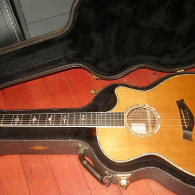1998 Taylor W-14-C Natural image 10