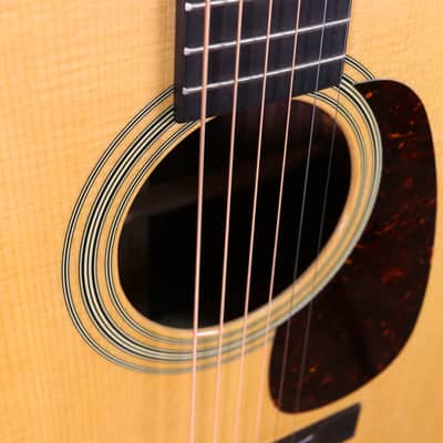 Martin USA 00-28 Y18 - Ebony Fingerboard, Natural image 5