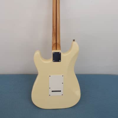 Vintage 1990s 1992 Squier by Fender Made in Korea MIK Standard Stratocaster Guitar White Cream image 10