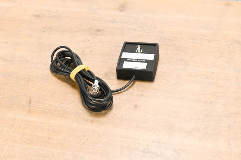 Radiall / Larsen BNC-BNC Magnet Mount CG0119P image 1