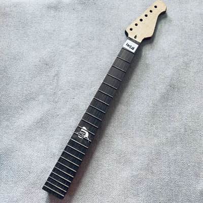 22 Frets Rosewood Fingerboard Guitar Strat Style Maple Neck image 1
