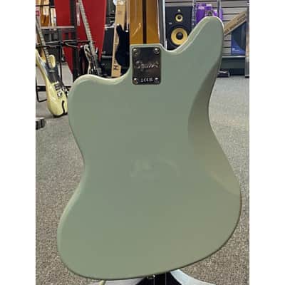 Fender Classic Vibe '70s Jaguar®, Laurel Fingerboard, Surf Green image 5