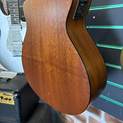 Taylor NS-32ce Gloss Natural 2002 Classical Electro-Acoustic Guitar image 17
