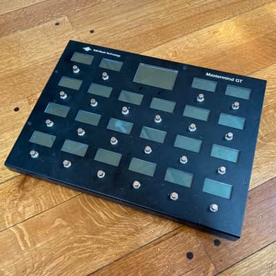 RJM Mastermind GT/22 MIDI Foot Controller