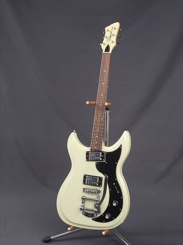Godin Richmond/Dorchester bigsby image 1