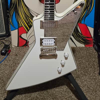 Epiphone Tommy Thayer Signature "White Lightning" Explorer image 6