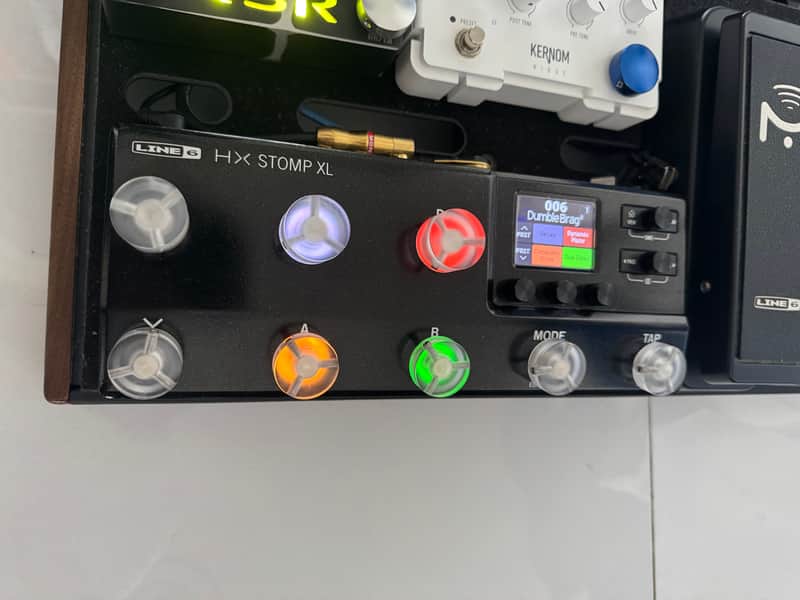 Line 6 HX Stomp XL w/Screen Protector & Toppers image 1