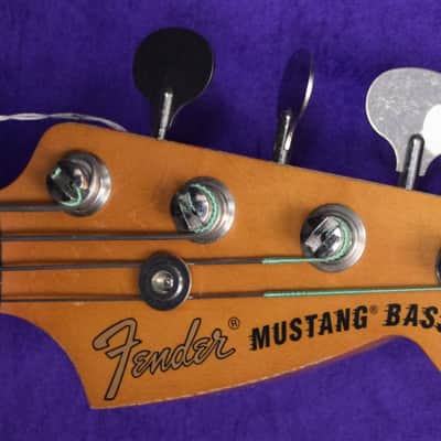 Fender Mustang Justin Meldal-Johnsen (JMJ) Short Scale, Daphne Blue with Rosewood image 3
