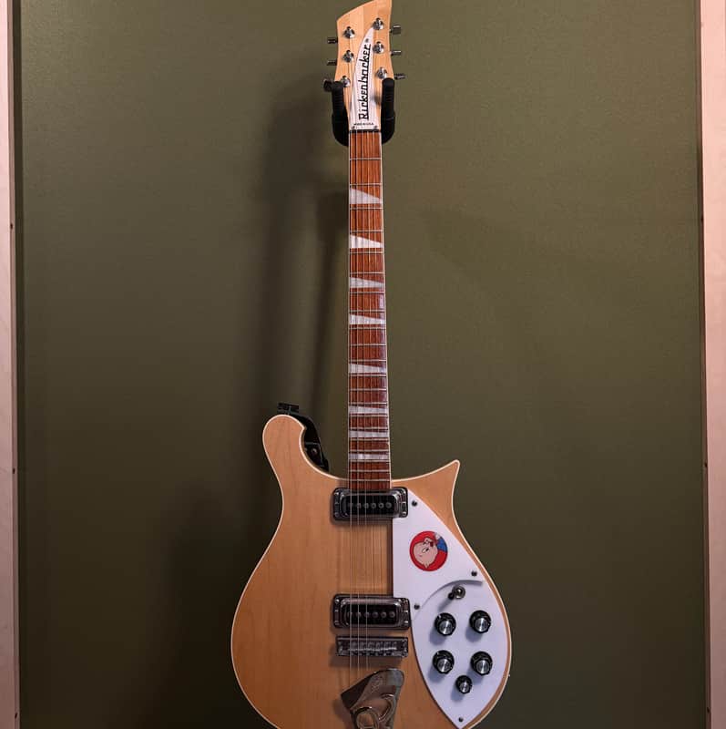 Rickenbacker 620 2012 - Present - Mapleglo image 1