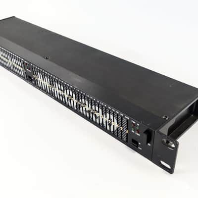 Alesis M-EQ 230 Dual 1/3 Octave Precision Equalizer image 2