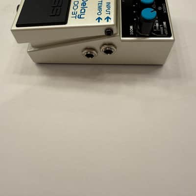 Boss Roland DD-3T Digital Delay Echo Guitar Effect Pedal + Original Box image 5