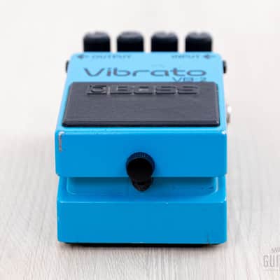 1983 Boss VB-2 Vibrato Vintage Guitar Effects Pedal, Black Label Japan image 2