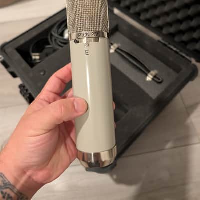 Upton Microphones 251 Large Diaphragm Multipattern Tube Condenser Microphone 2010s - Mint Green image 4
