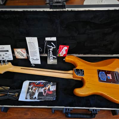 Fender Stratocaster Deluxe 2012 - Amber image 2