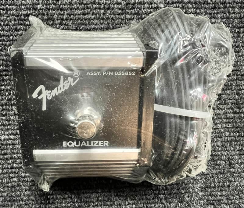 Fender 055852 Single Button Equalizer Footswitch w/Cable - Authorized Dealer image 1