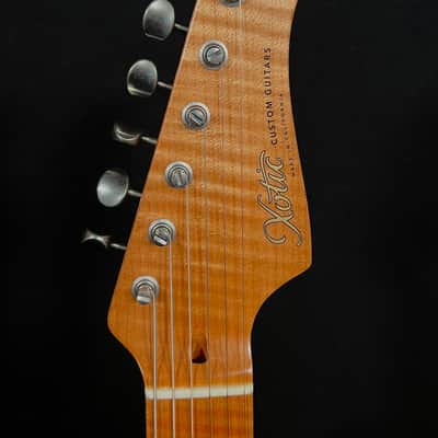 Xotic XSC Pro-2 3-Tone Sunburst image 8