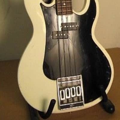 Vintage Peavey T-40 1980s Rare White As Is Or Easy Project Comes With Case image 1