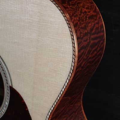 Santa Cruz  Custom OM Hand Made Guitar Quilted Sapele / Moon Spruce image 6