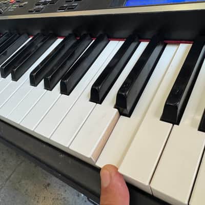 Yamaha CP4 Wooden 88 weighted wooden Key Stage Piano 2010s ,New Felt //ARMENS// image 3