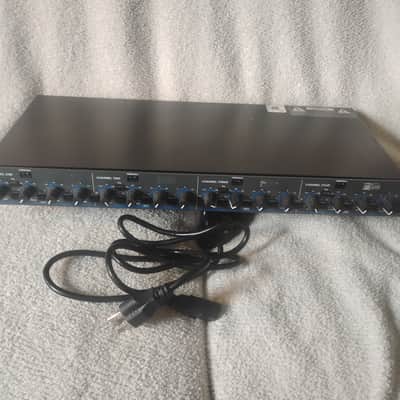 dbx 1074 image 1