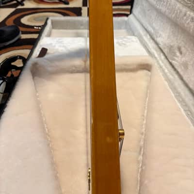 Gibson 2008 Reverse Flying V Limited Edition 2008 - REDUCED image 8