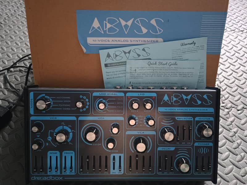 Dreadbox Abyss 4-Voice Analog Synthesizer 2010s - Black/Blue image 1