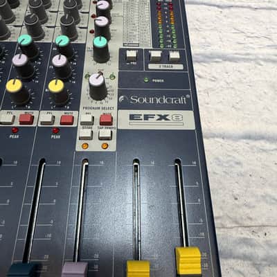 Soundcraft EFX 8 Mixer image 2