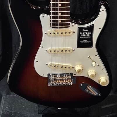 Fender Player II Stratocaster Electric Guitar - 3-color Sunburst with Rosewood Fingerboard 2025 image 1