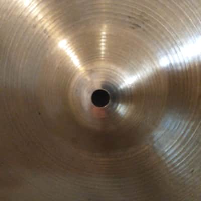 Zildjian Avedis 14 inch new beat hi hat cymbals 1077/1340 grams clean! image 4